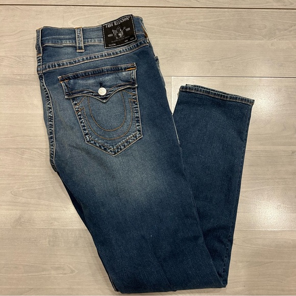 True Religion Rocco Flap SN Relaxed Skinny Men’s Size 44 Blue Jeans 33” Inseam - Picture 1 of 16